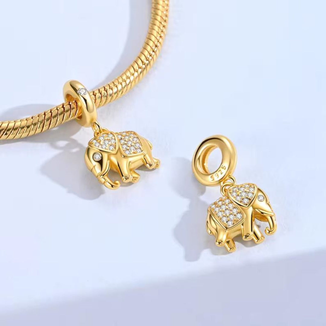 Charm Petit éléphant doré - Maison Perle
