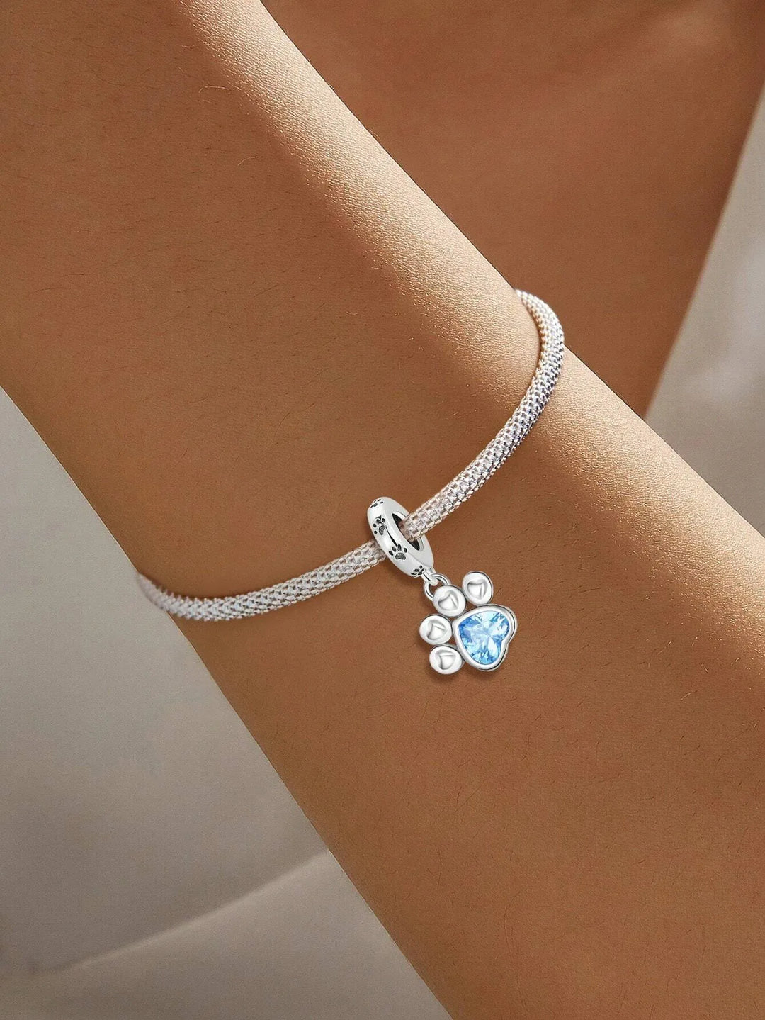 Charm Pattes bleu - Maison Perle