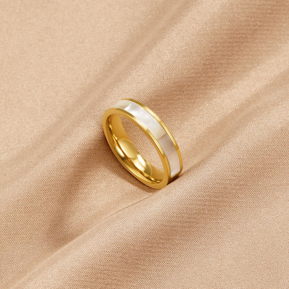 Bague ivoire perles dorée