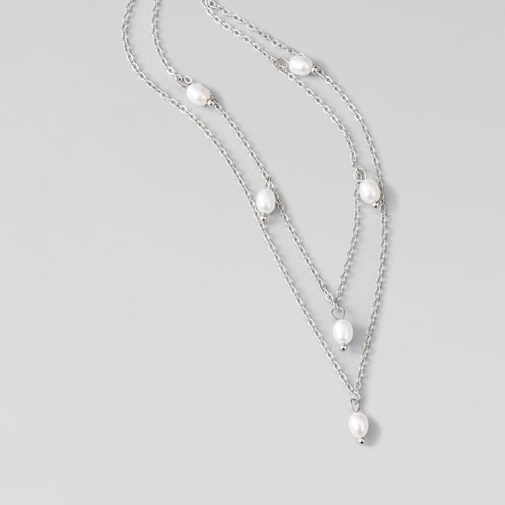Collier argenté Kayla s perlovou kvapkou