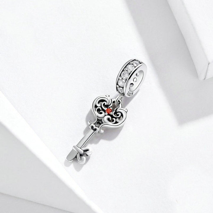 Mini Charm Clé – Maison Perle