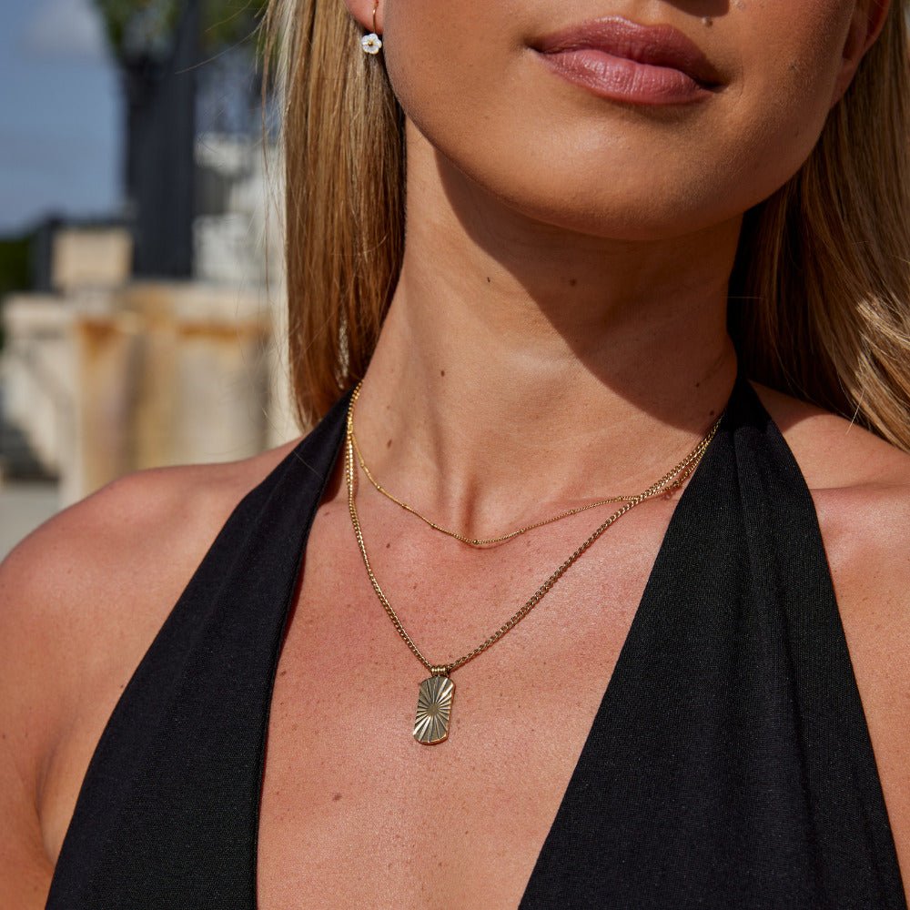 Doré pendentif na retiazke Kiya