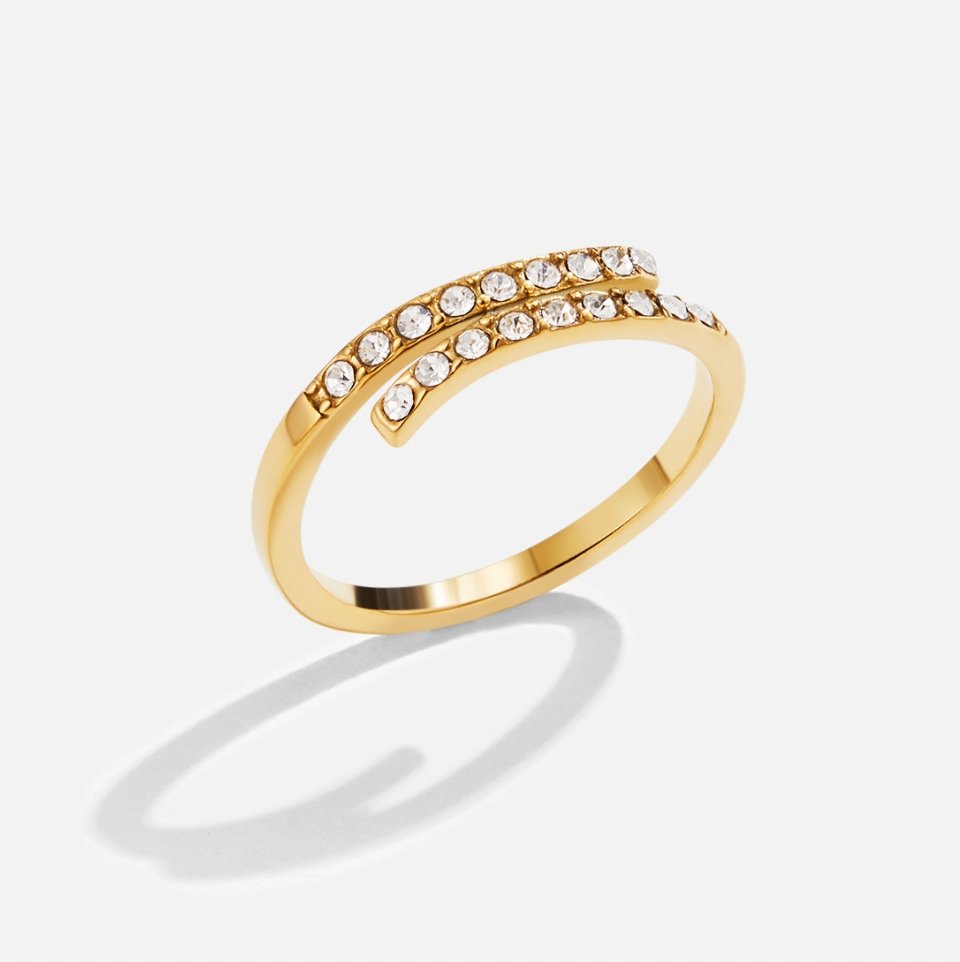 Bague dorée et cristal multirang enroulée
