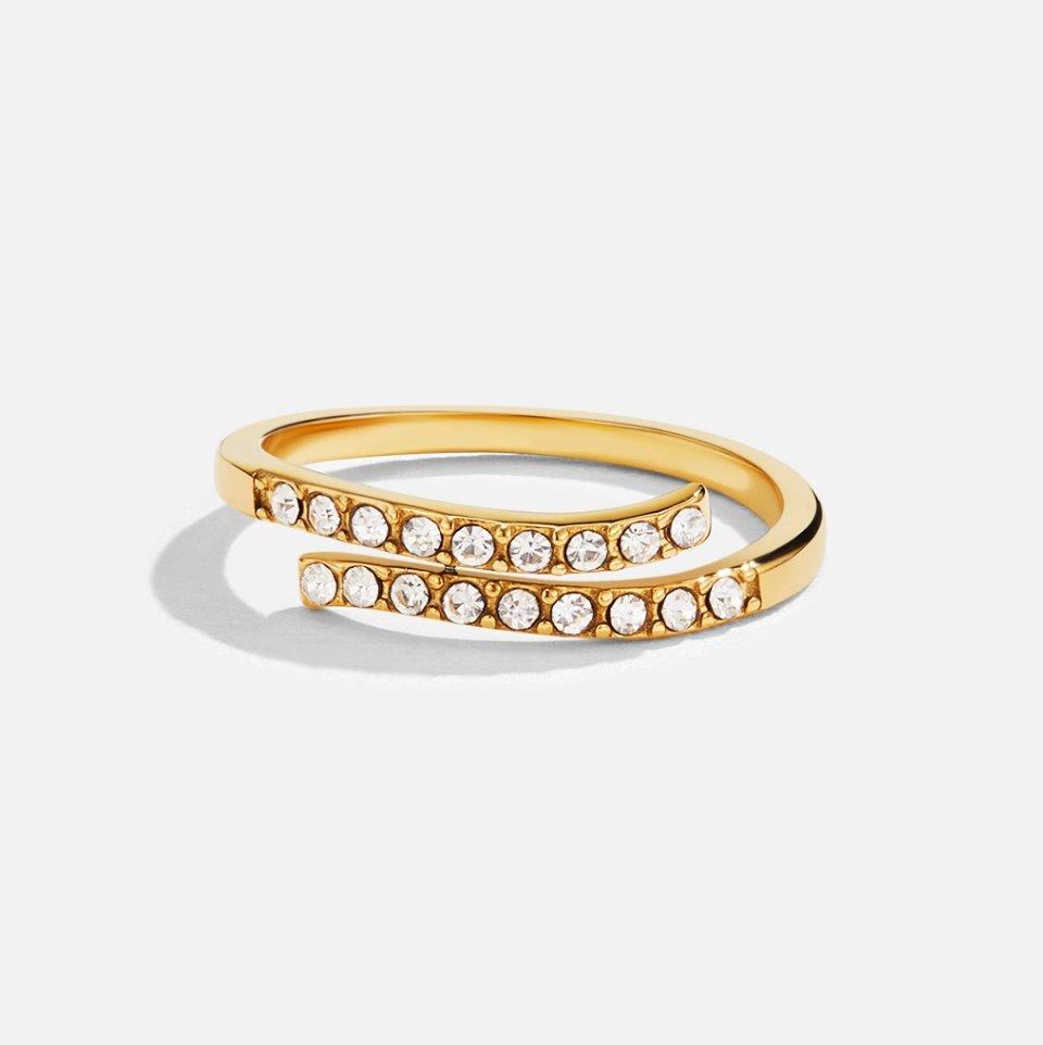 Bague dorée et cristal multirang enroulée