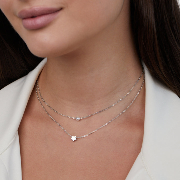 Collier z vrstveného striebra so hviezdou a perlou