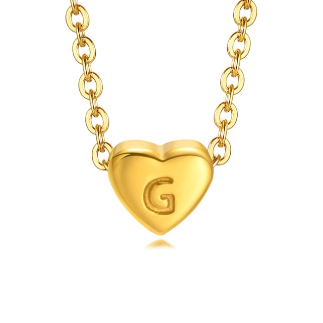 Collier so srdcom a iniciálou