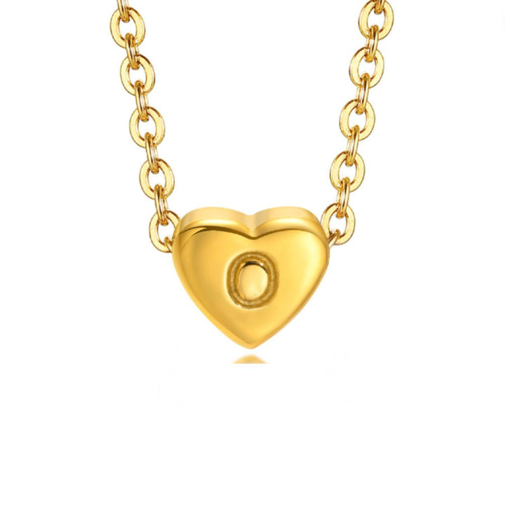 Collier so srdcom a iniciálou