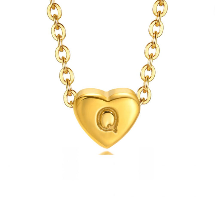 Collier so srdcom a iniciálou