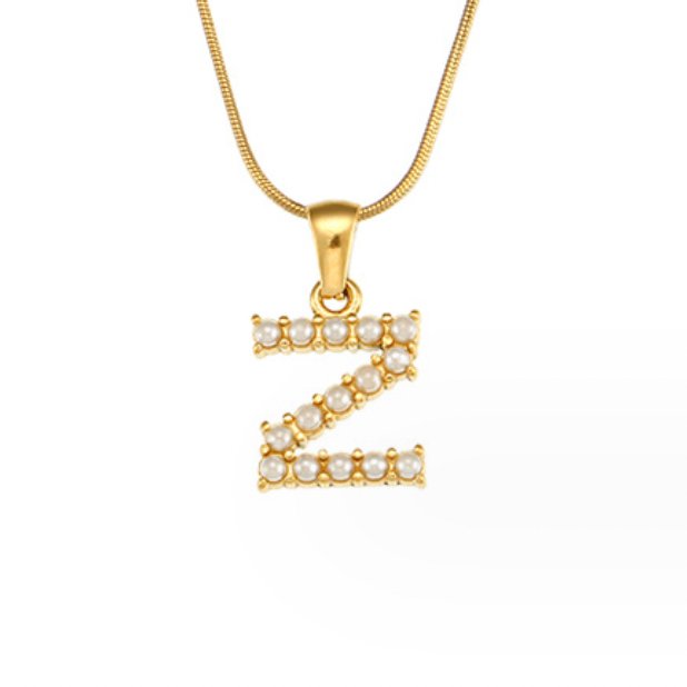 Collier s písmenami a perlami