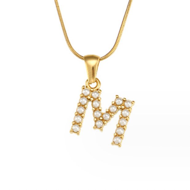 Collier s písmenami a perlami