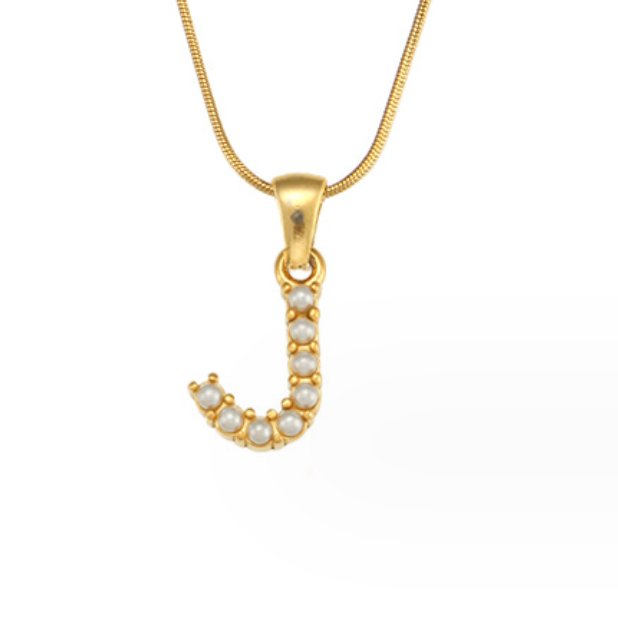 Collier s písmenami a perlami