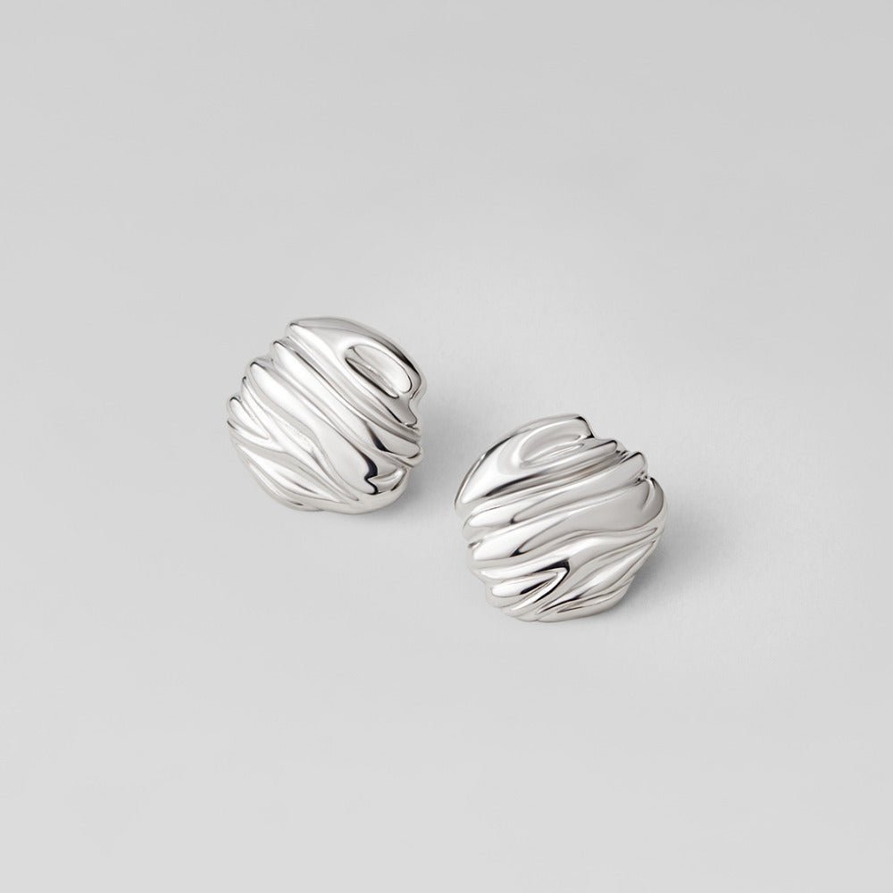 Boucles d’oreilles puces argentées plissées violettes
