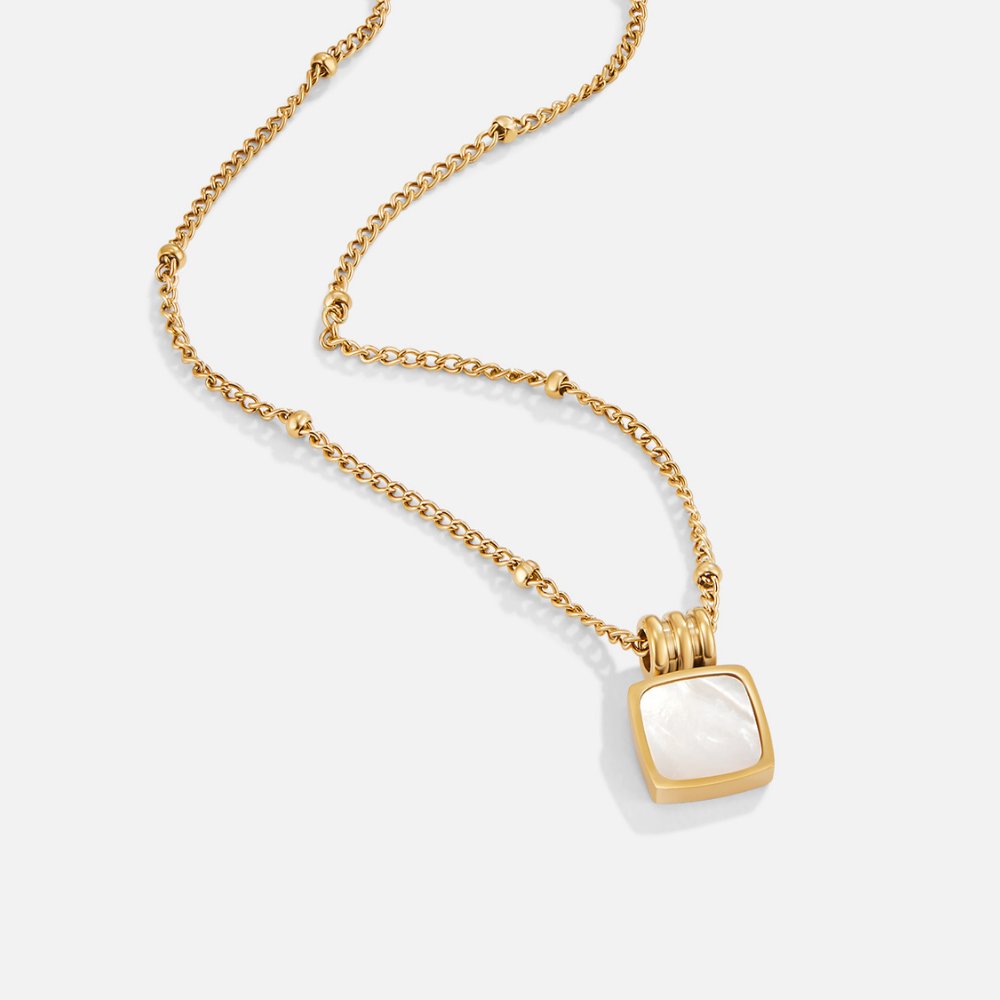 Collier pendentif coquillage blanc Lucia