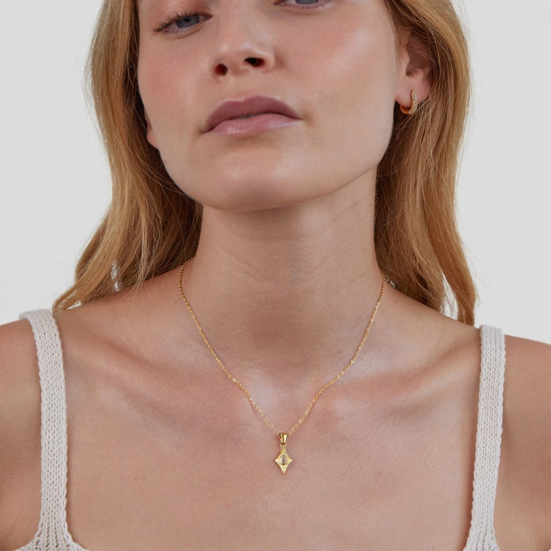 Luna Blanc opálový Collier doré