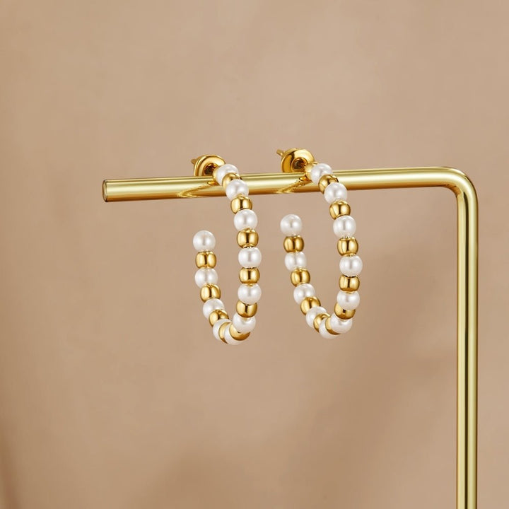 Boucles d’oreilles Maia dorées avec perles