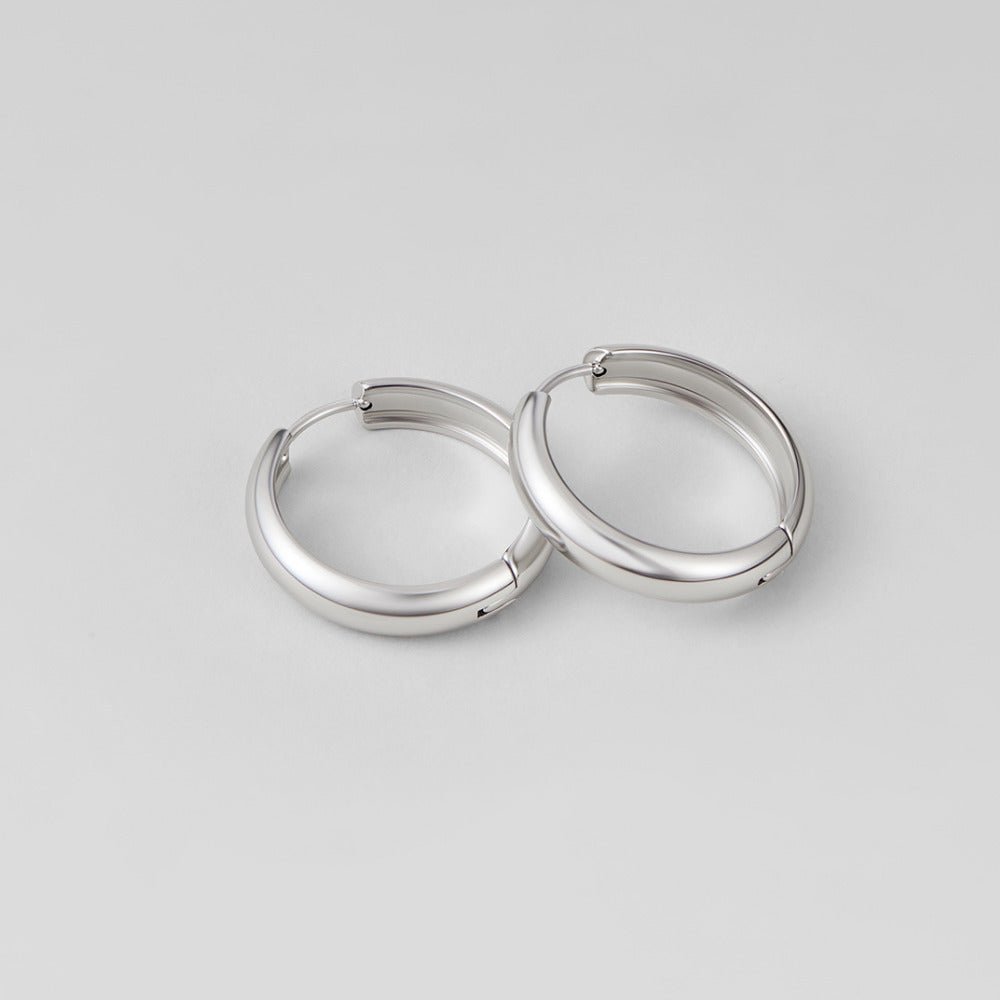 Boucles d’oreilles argentées classiques Nona