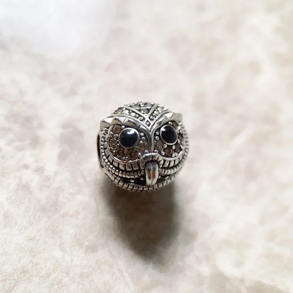 Charm Tête de faucon - Maison Perle