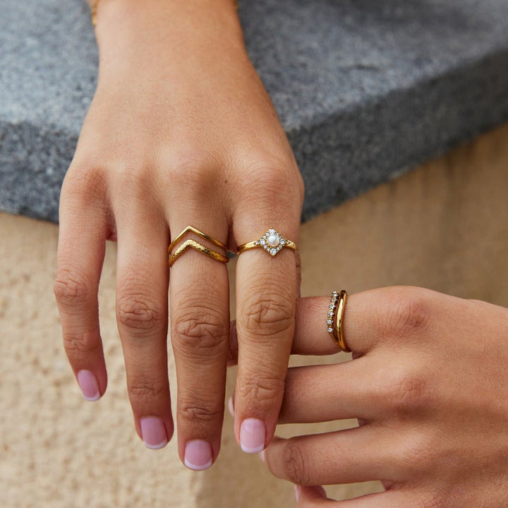 Bague perles et cristal éternité
