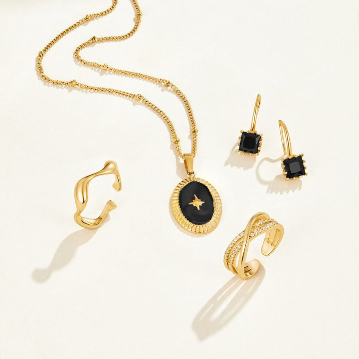 Boucles d’oreilles Piper goutte en cristal noir