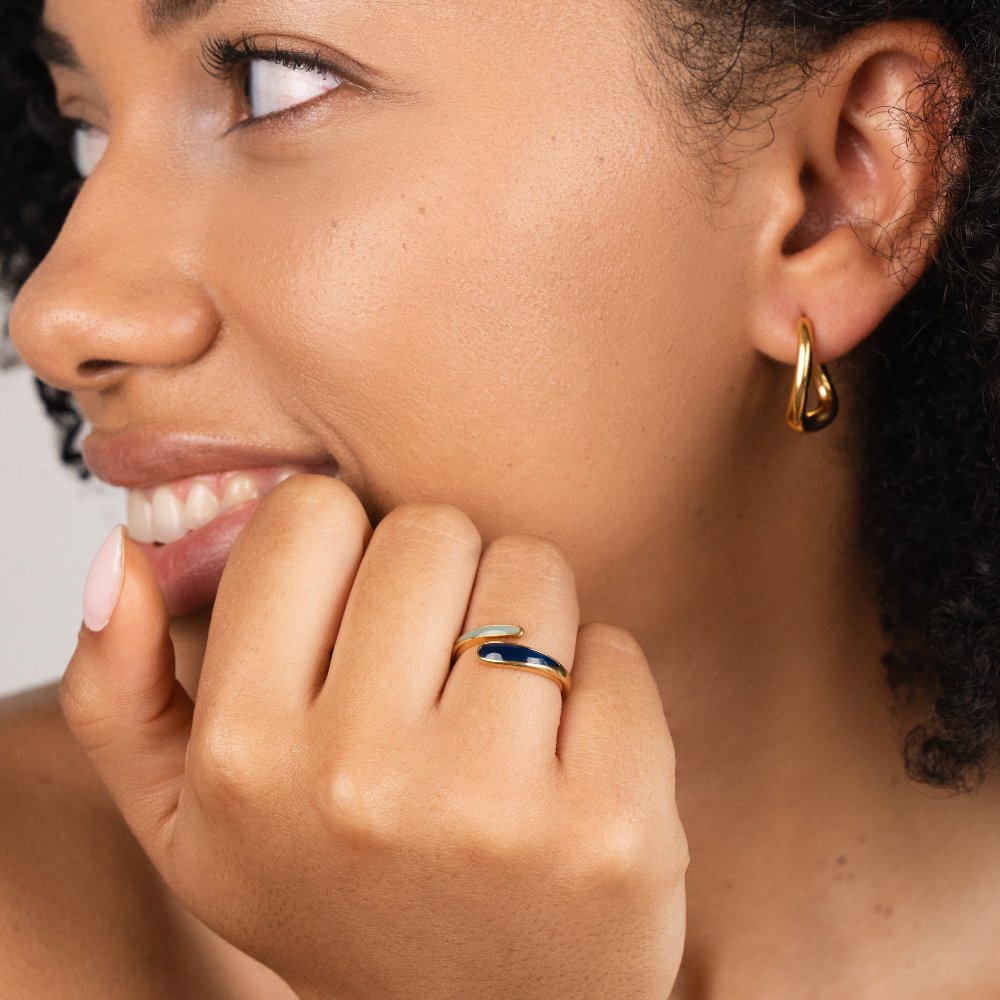 Bague Safira bleue enroulée