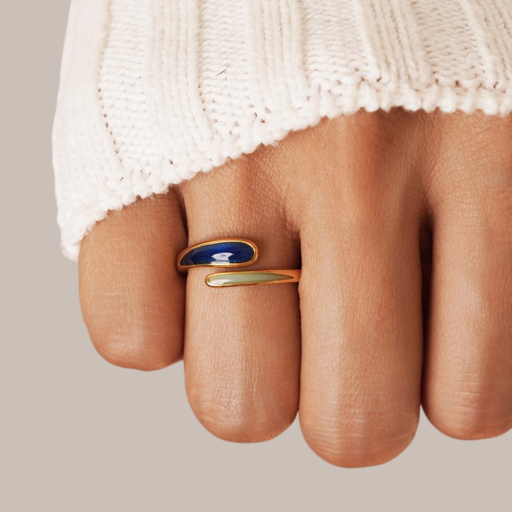 Bague Safira bleue enroulée