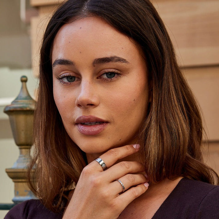 Bague argentée cristal trèfle