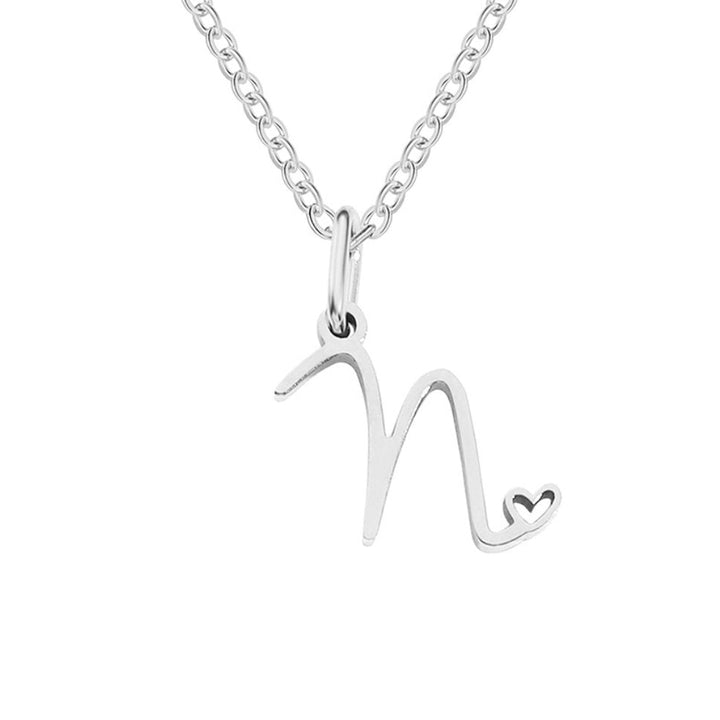 Collier argenté s písmenom v tvare srdca
