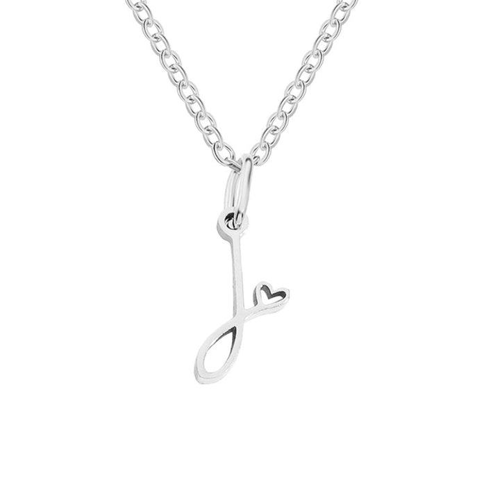 Collier argenté s písmenom v tvare srdca
