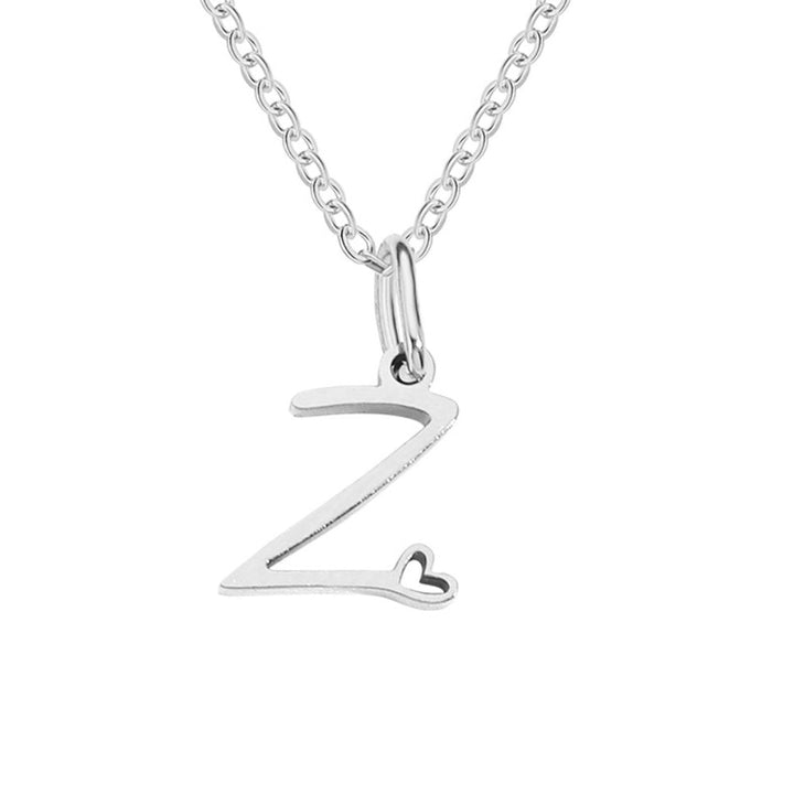 Collier argenté s písmenom v tvare srdca