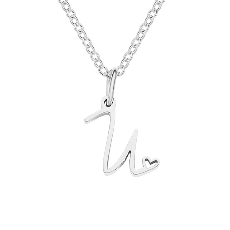 Collier argenté s písmenom v tvare srdca