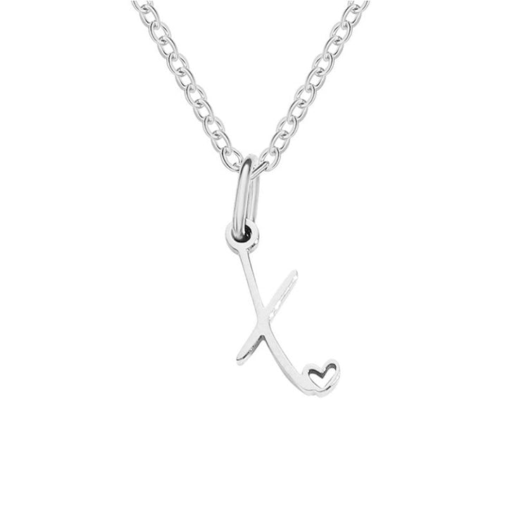 Collier argenté s písmenom v tvare srdca