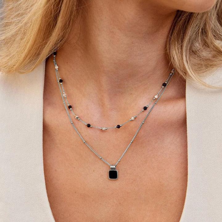 Collier argenté Lucia s čiernym príveskom