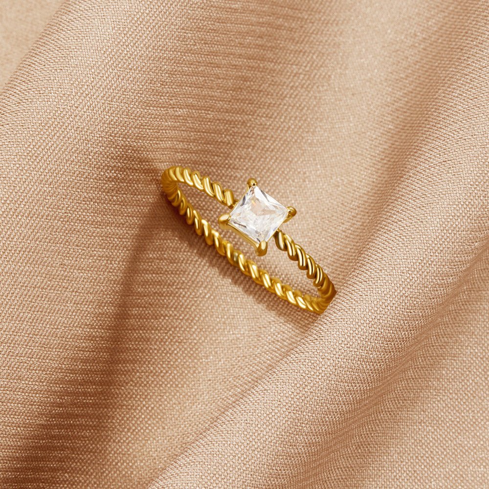 Bague Sofia cristal torsadée