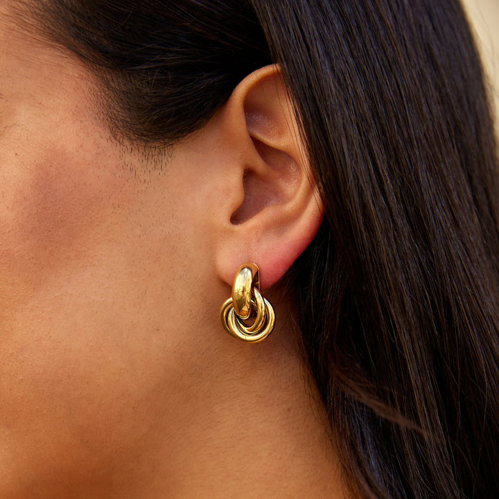 Boucles d’oreilles dorées torsadées Sofia