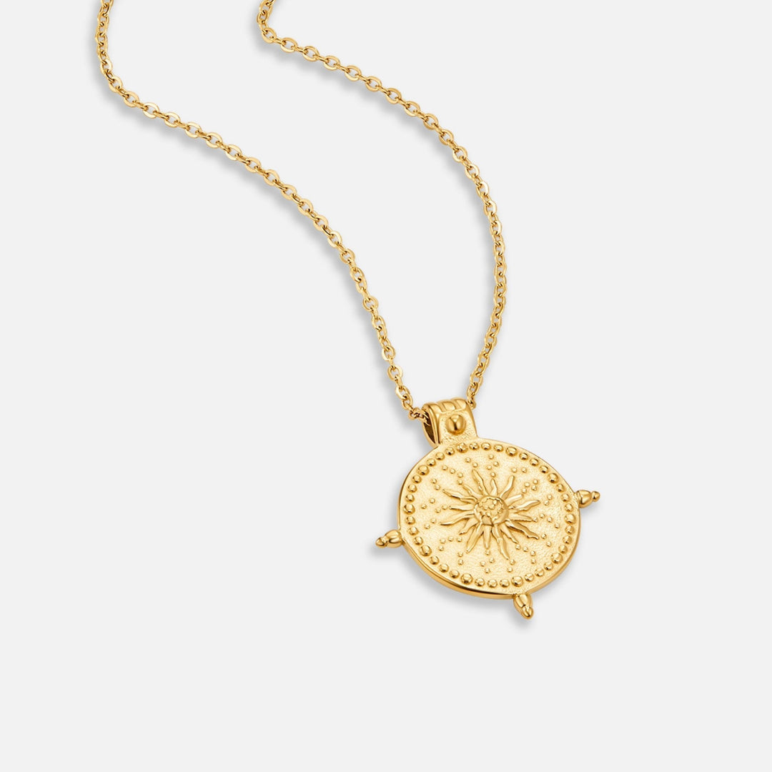 Collier doré letného slnovratu