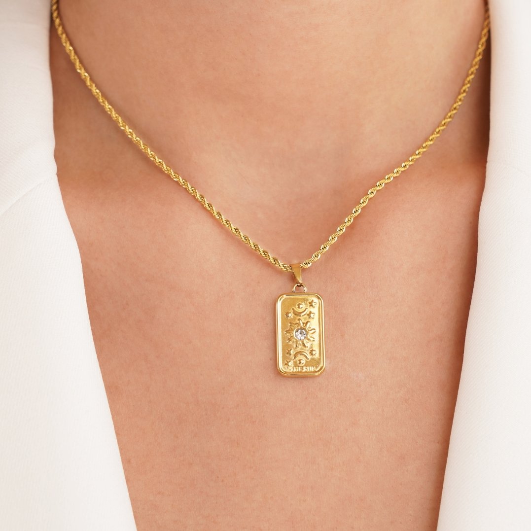 Collier s tarotovým príveskom Slnko