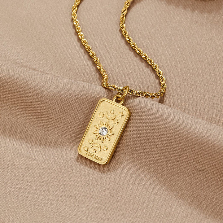 Collier s tarotovým príveskom Slnko