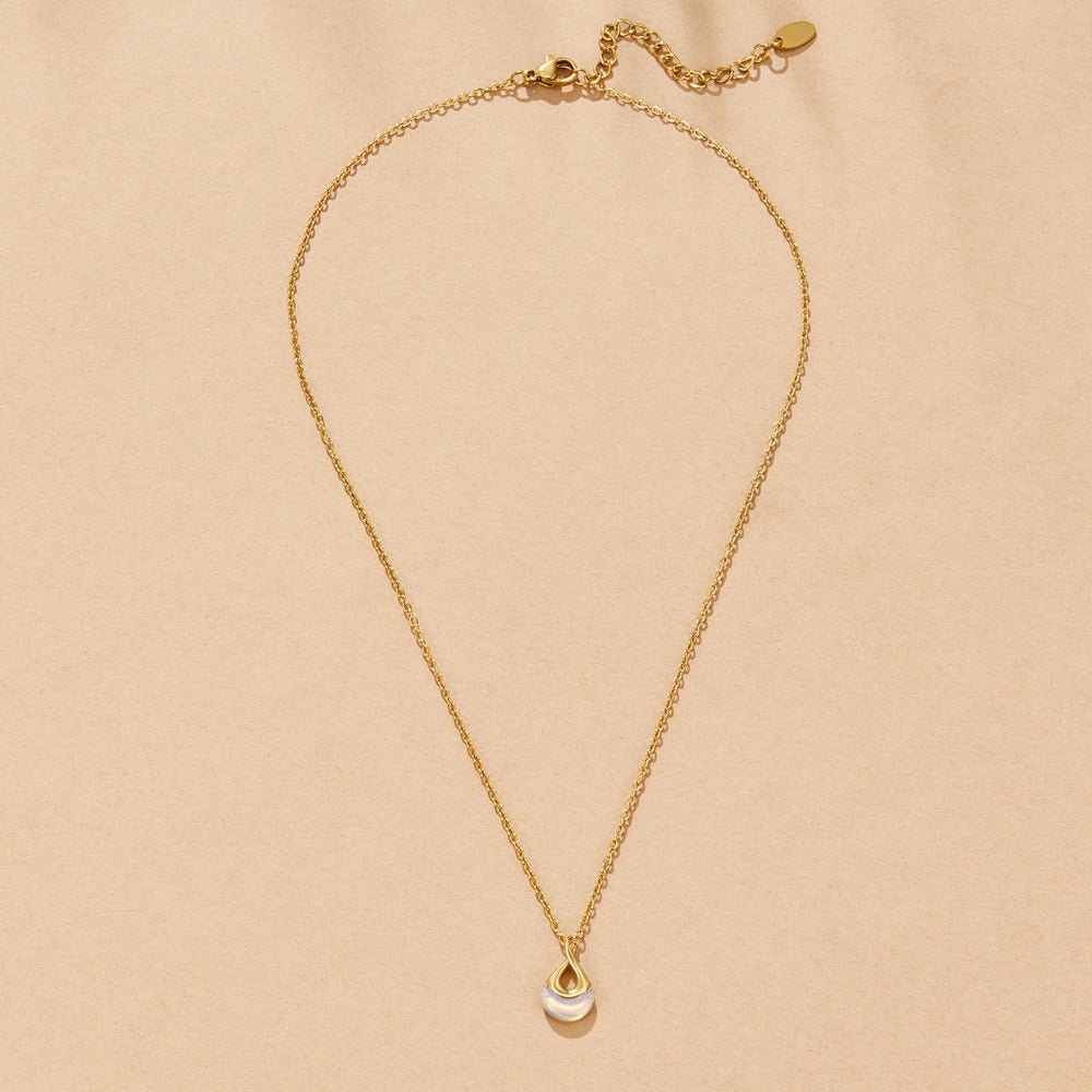 Tiffany Blanc pierre pendentif collier