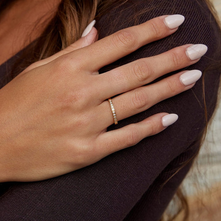 Bague intemporelle élégance 18K cristal