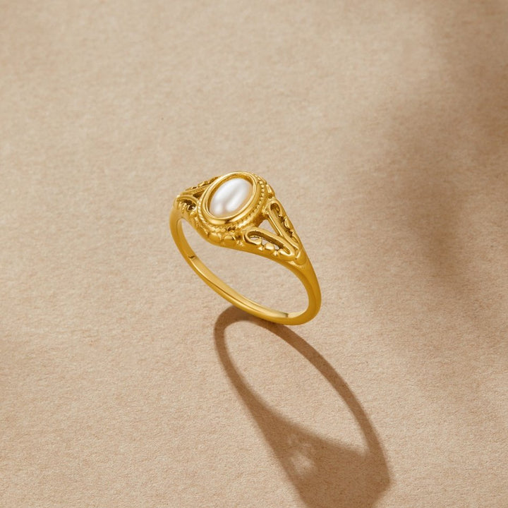 Bague vintage royale perles