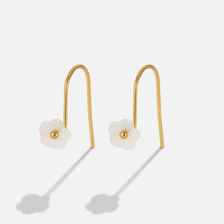 Boucles d’oreilles florales blanches