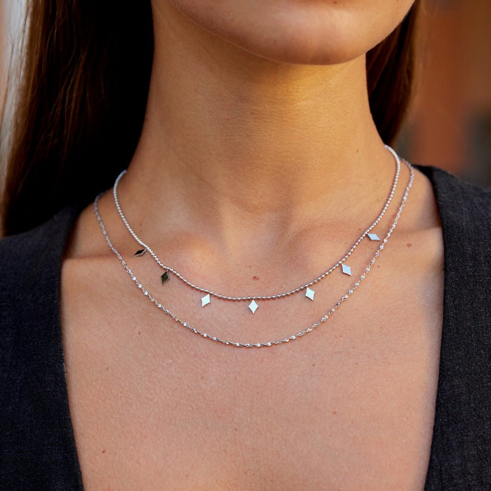 Collier s viacvrstvovým príveskom z vrby