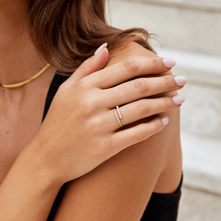 Bague enlacée perles et cristal